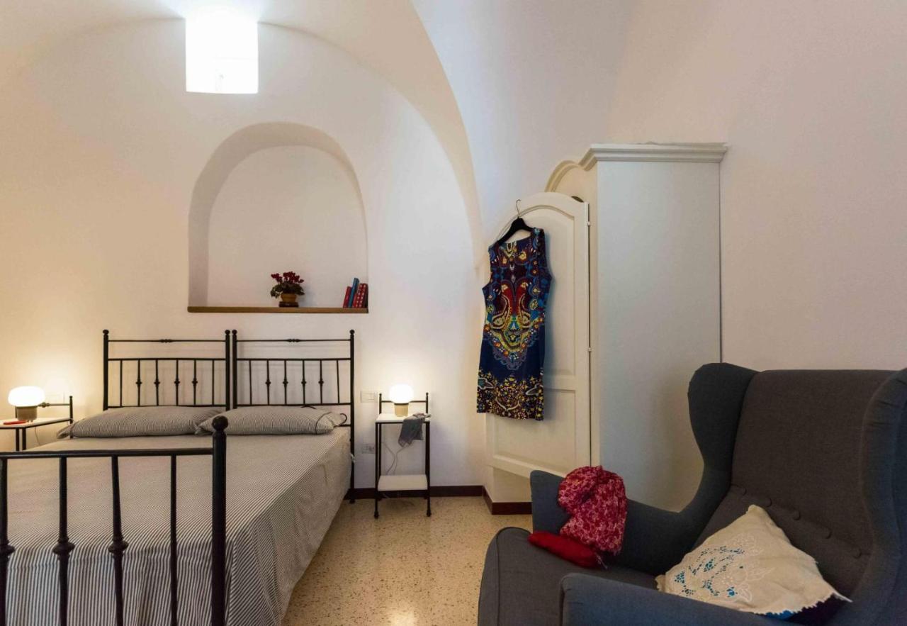 Da Concavo E Convesso Bed & Breakfast Locorotondo Luaran gambar