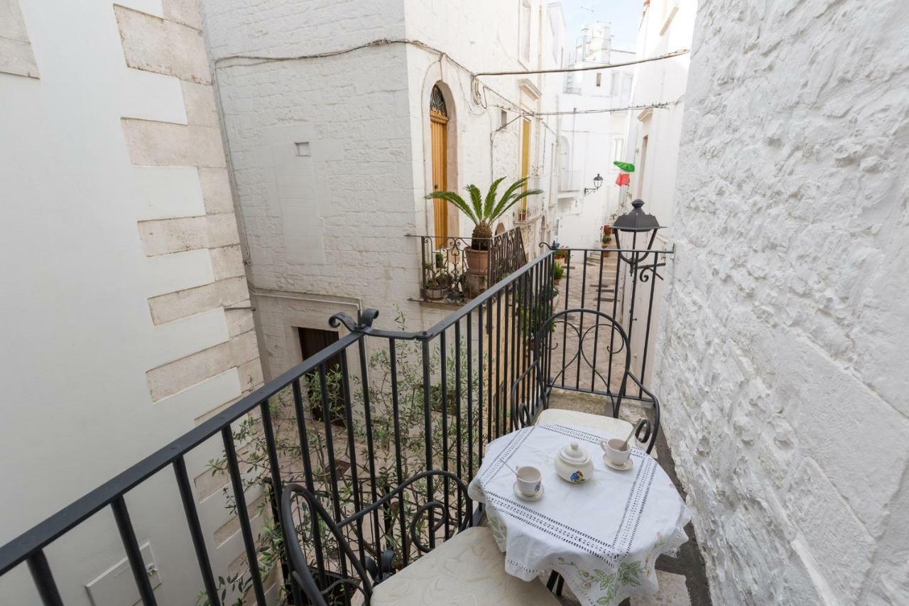 Da Concavo E Convesso Bed & Breakfast Locorotondo Luaran gambar