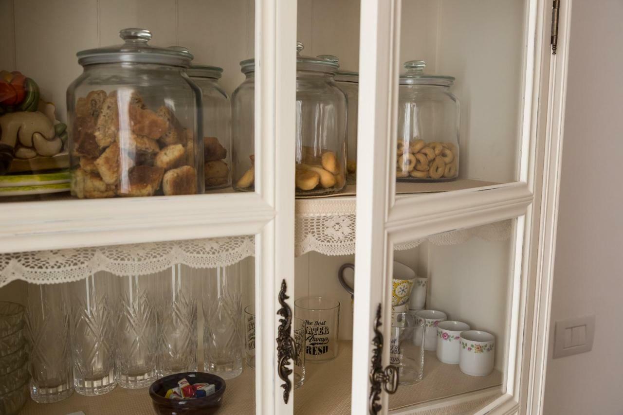 Da Concavo E Convesso Bed & Breakfast Locorotondo Luaran gambar