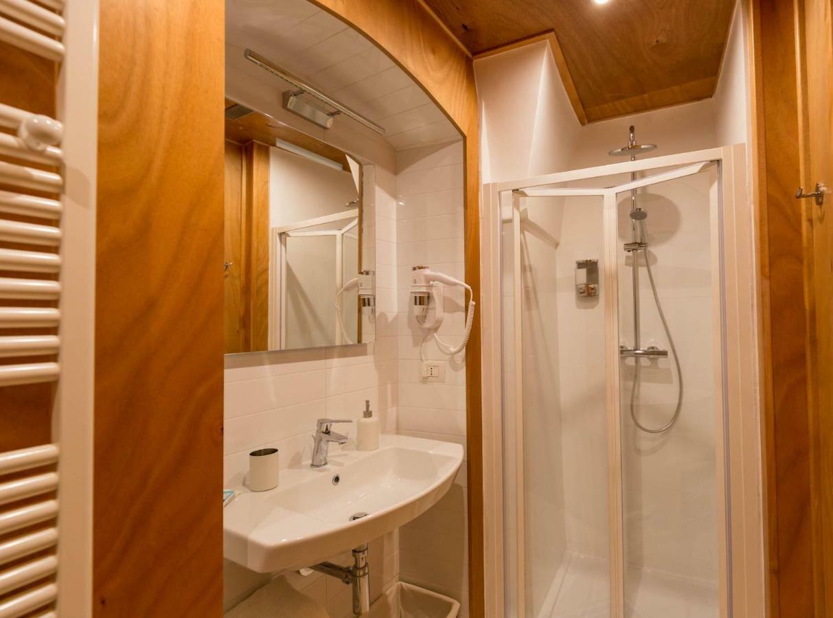 Da Concavo E Convesso Bed & Breakfast Locorotondo Luaran gambar
